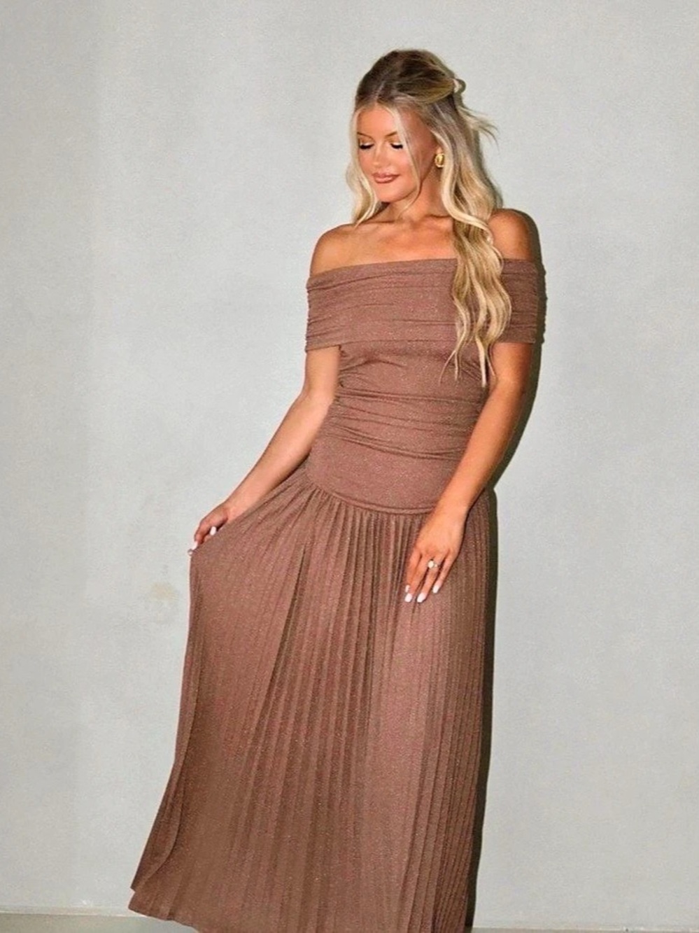 Elina Drop Waist Maxi Dress Brown Off-Shoulder